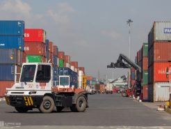 Proposing free shipping infrastructure in Ho Chi Minh City